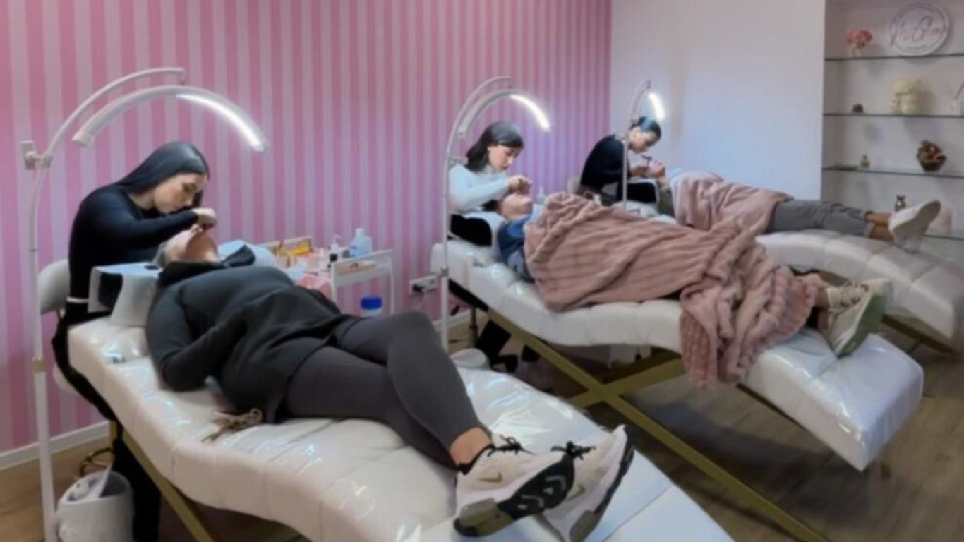 Behandlungsplätze im MiGlam Studio
